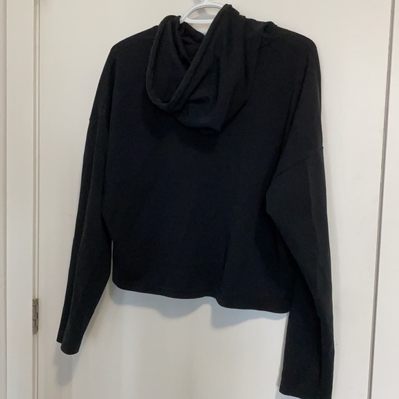 Puma crop sweater - Picture 2 of 3